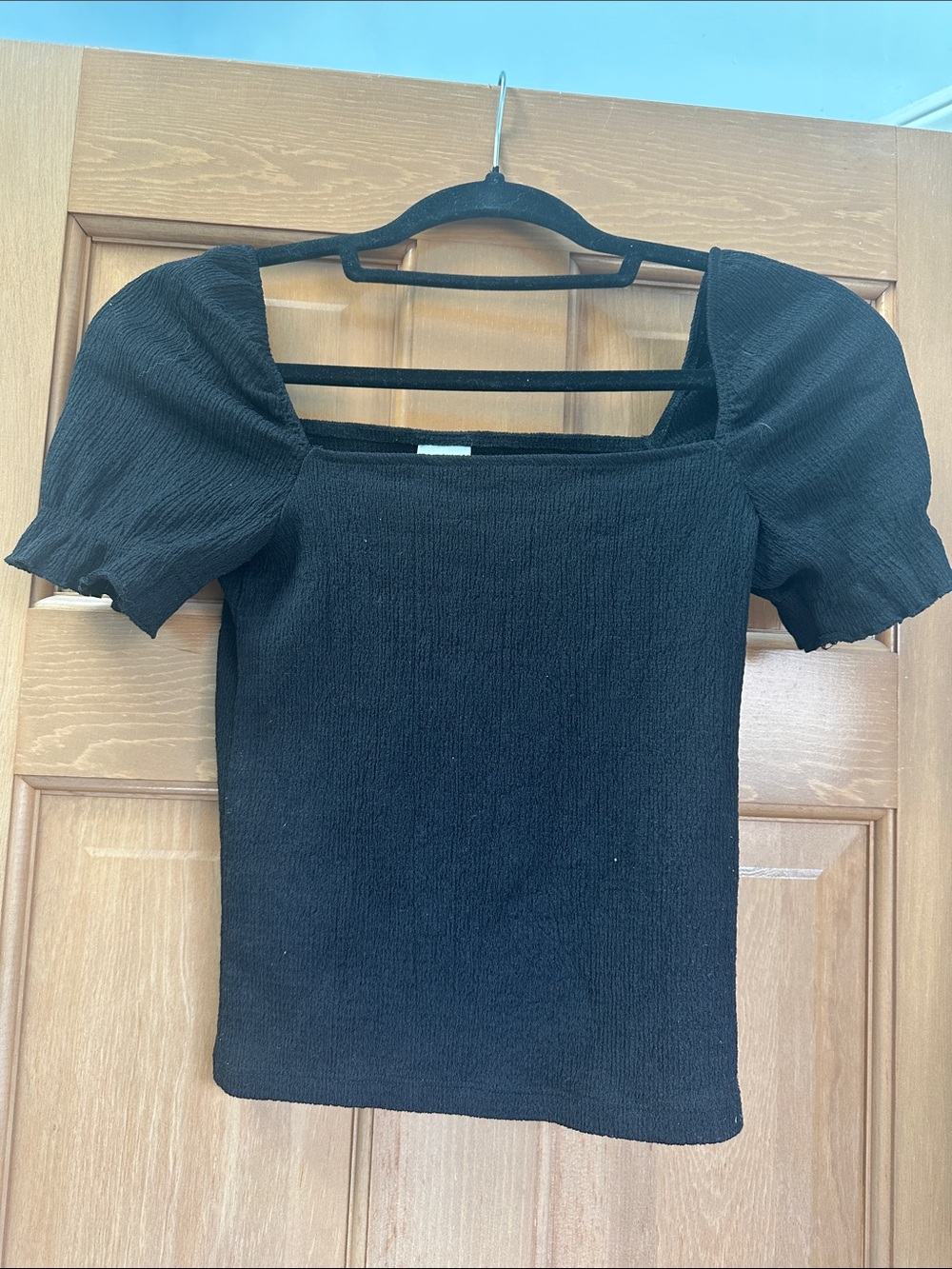 HM - Women’s Black Puff Sleeve Square Neck Top